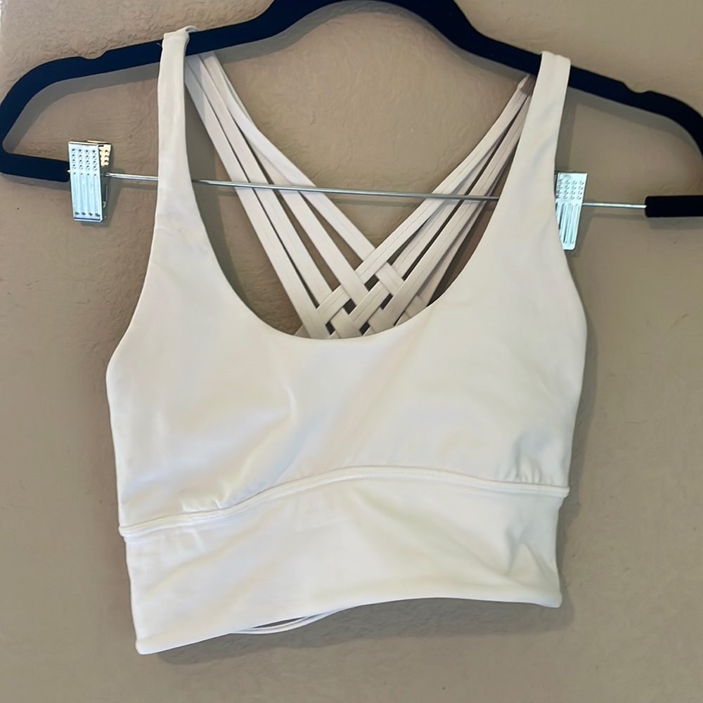 Lululemon sport bra size 4